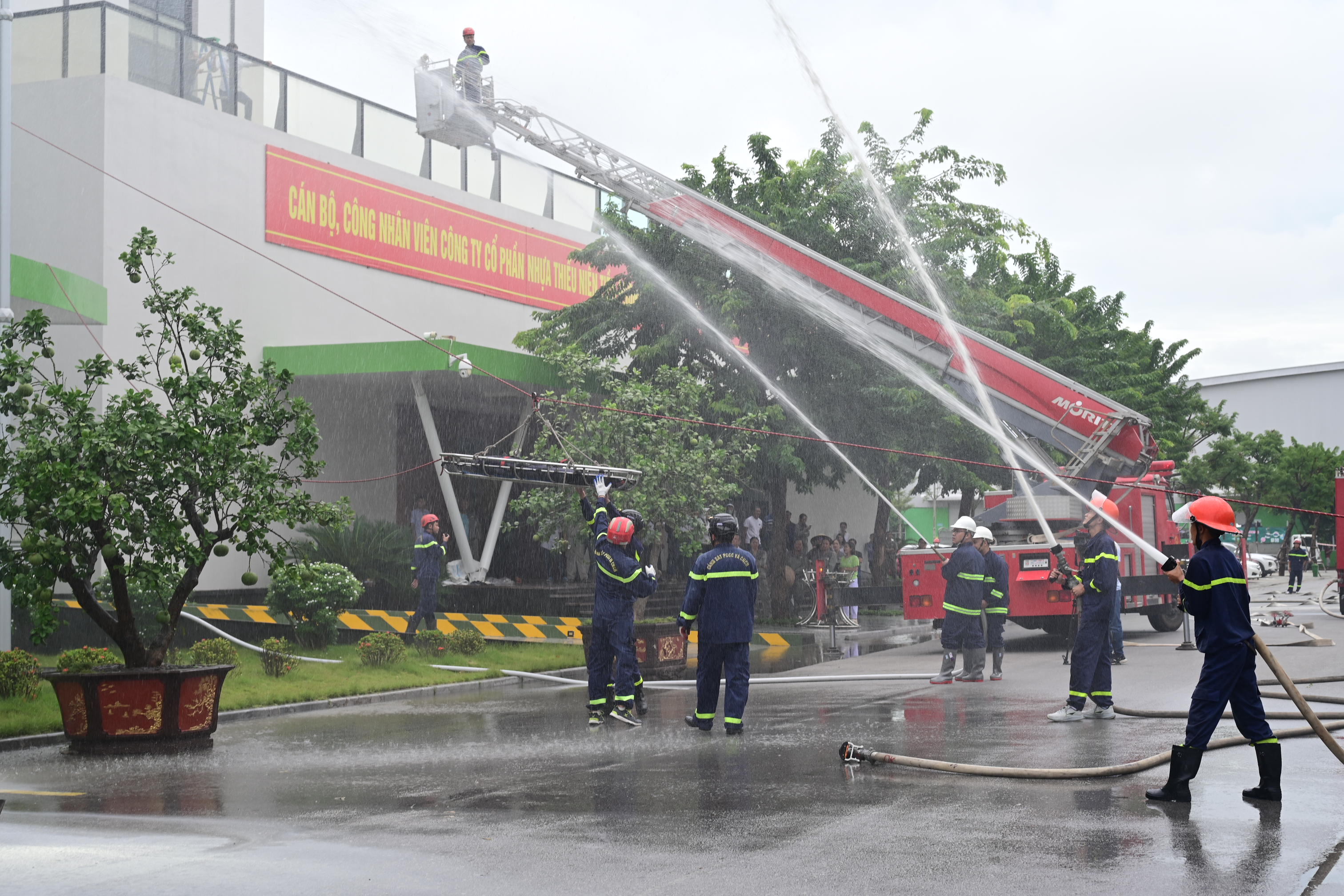 Quy chuẩn kỹ thuật quốc gia về trang bị, bố trí phương tiện PCCC, CNCH cho nhà và công trình 